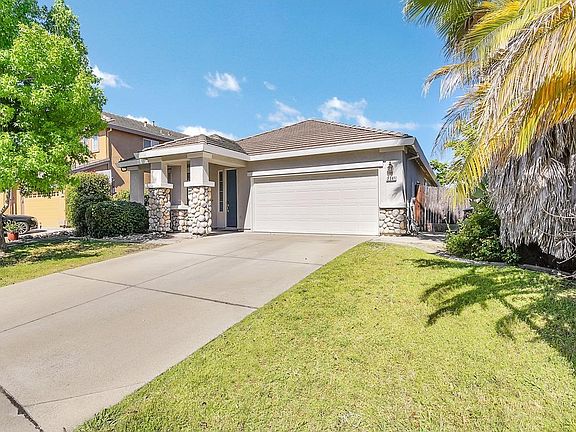 4th image of 2341 Canary Dr