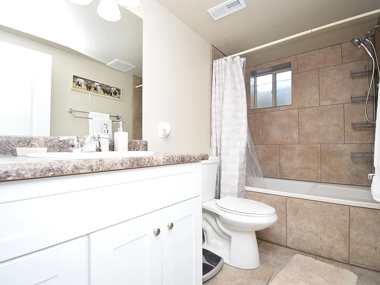 3638 W Jasmine St — Photo 30