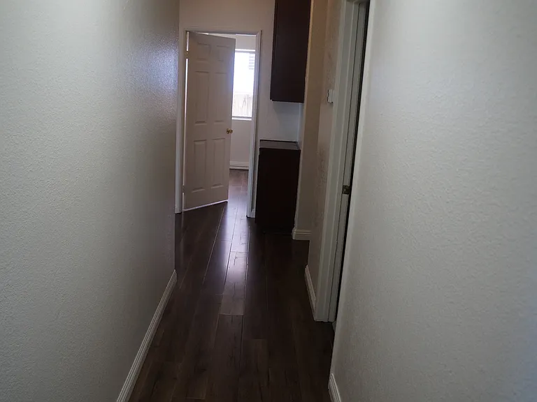 10235 Corkwood Ct — Photo 8
