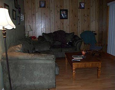 2nd image of 67 Putnam St