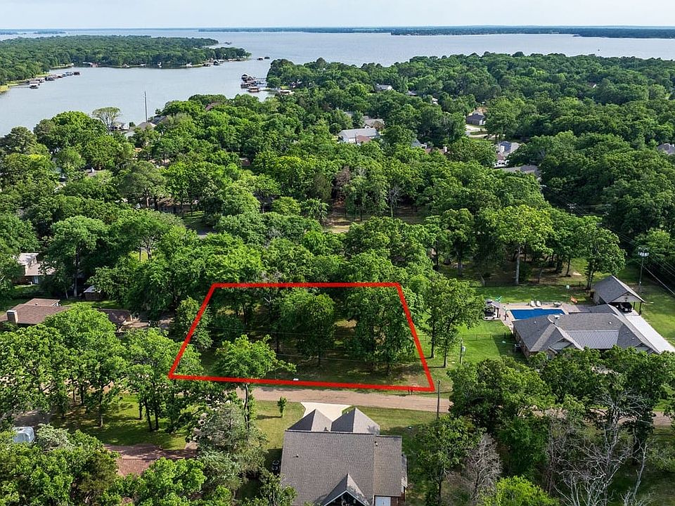 1st image of 114 Lark Dr