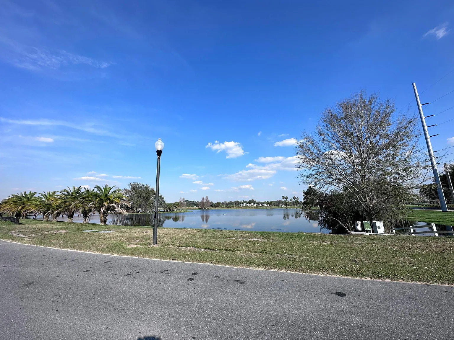 3 bed, 2.5 bath, 1758 sqft, $2,100 — Photo 3