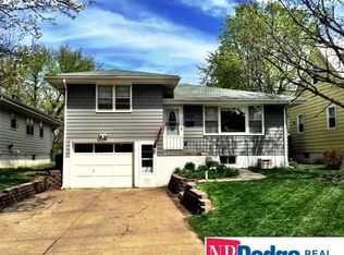 5520 Spaulding St, Omaha, NE 68104