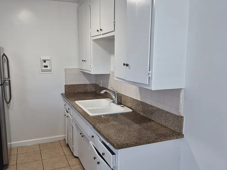 1120 W Florence Ave #2 — Photo 2