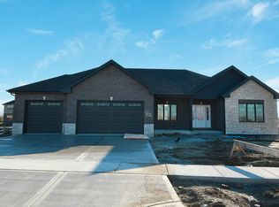 22997 Lancaster Ct, Frankfort, IL 60423