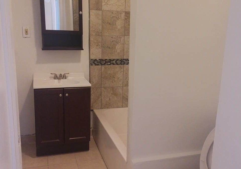1st image of 2410 W 66th St #3