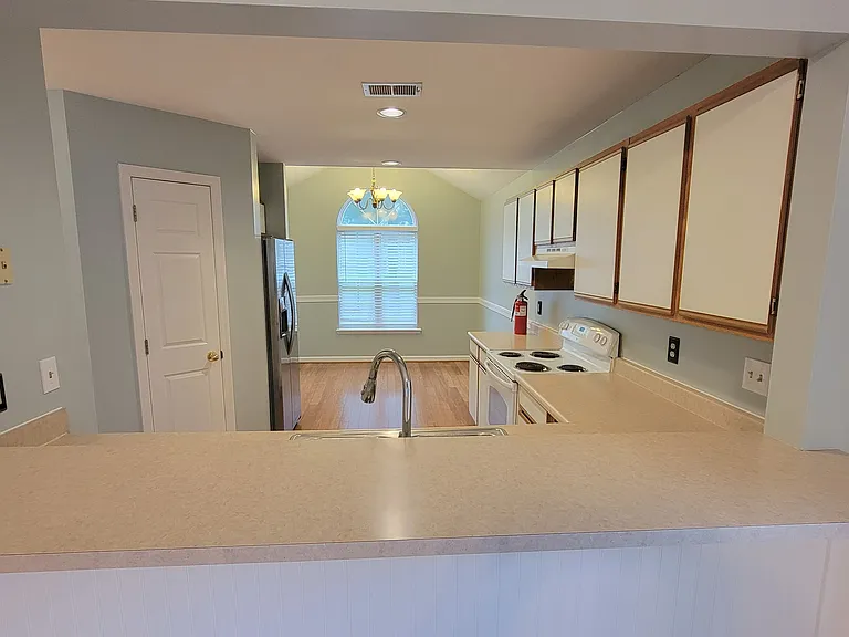 698 Morgan Hills Dr — Photo 5