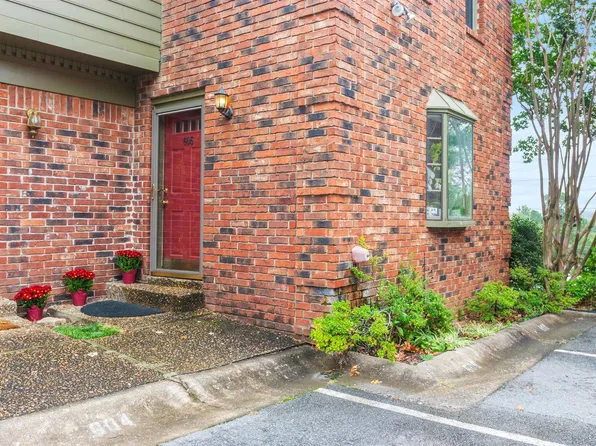 504 Green Mountain Dr APT 605, Little Rock, AR 72211