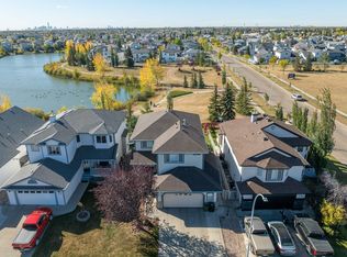 1105 Klarvatten Cv NW, Edmonton, AB T5Z 3N3