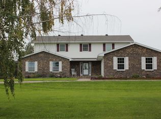 3496 S 69th St, Grand Forks, ND 58201