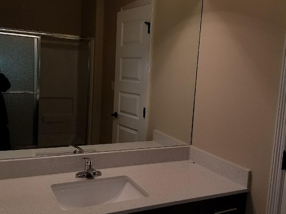 1st image of 502 Teague Ave #3