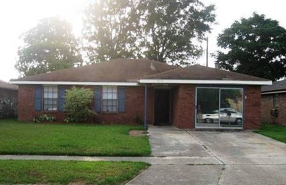 1st image of 3212 Nature Dr