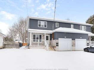68 Hickory St, Gananoque, ON K7G 2P5