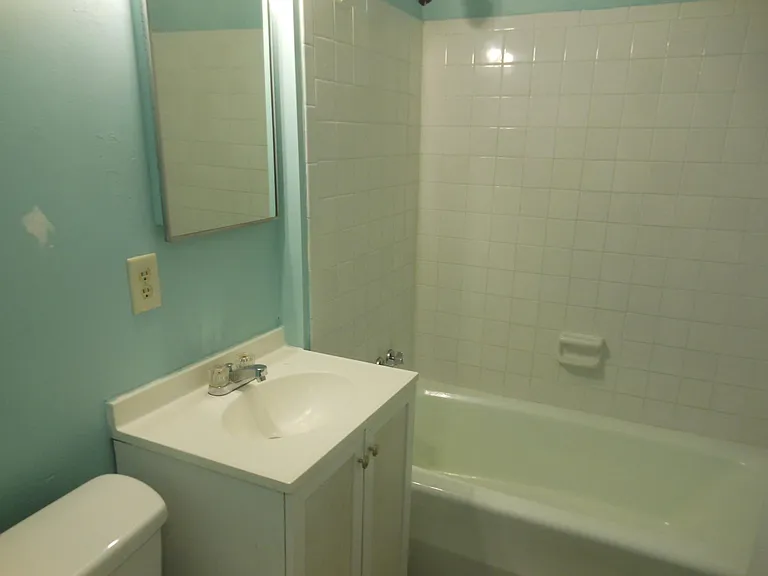 1832C N Elm St #C — Photo 19
