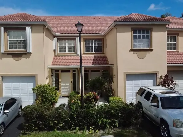 9678 Royal Palm Blvd, Coral Springs, FL 33065