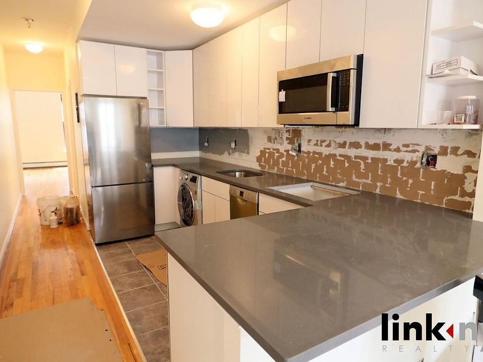 1st image of 140 W 136th St #2