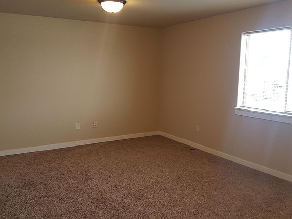 5th image of 1113 Longbow Ln #C