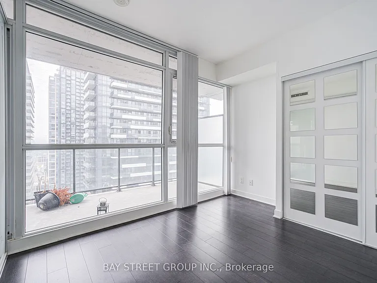 290 Adelaide St W #3002 — Photo 24