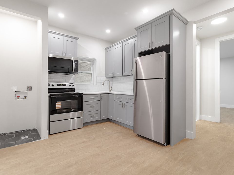 1st image of 558 Empire Blvd APT 1F