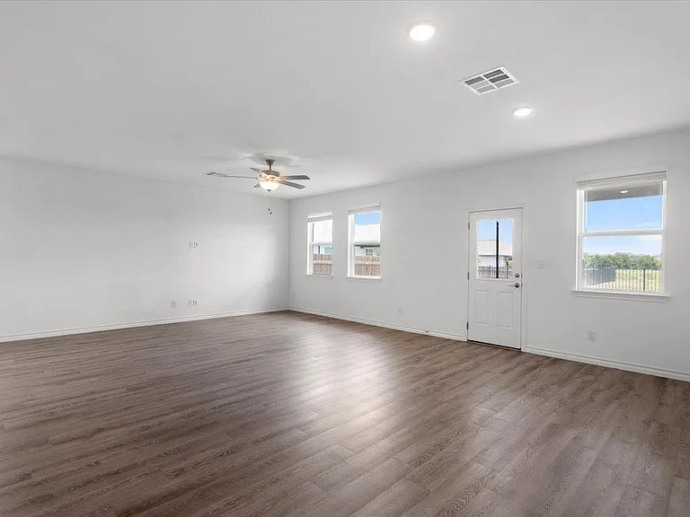 500 Stinchcomb Rd — Photo 10