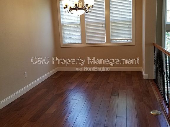 5th image of 3687 Whitworth Dr