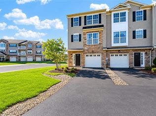 7005 Pioneer Dr, Macungie, PA 18062