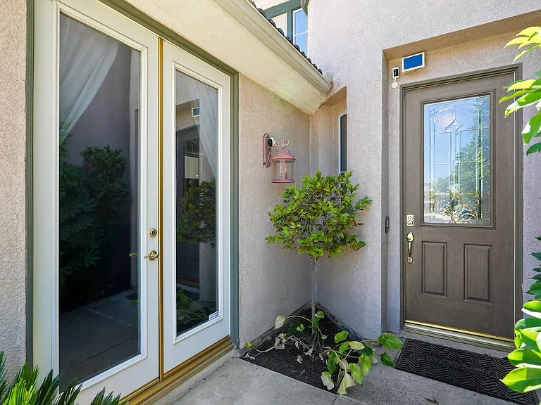 33389 Barrington Dr — Photo 4
