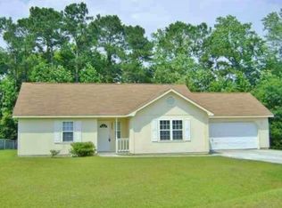 255 Zachary Ln, Hubert, NC 28539