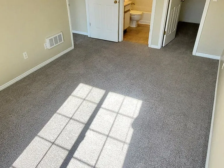 Parkwood Pointe Apartments — Photo 43