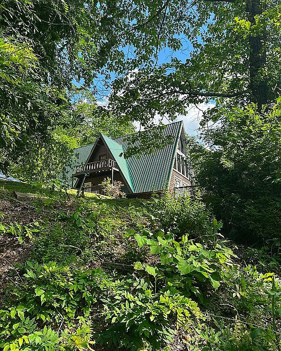 1st image of 299 Ice House Rd