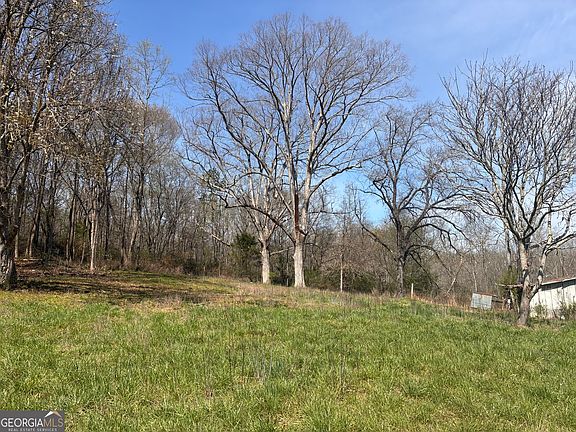 5th image of 629 Waterworks Rd