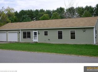 26 Pleasant Hill Dr, Waterville, ME 04901