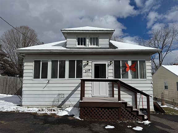 2nd image of 510 Squires Ave