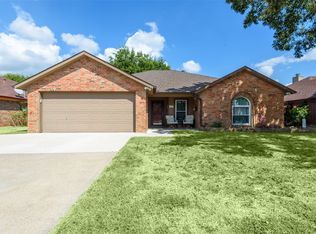 1002 Park Place Blvd, Midlothian, TX 76065
