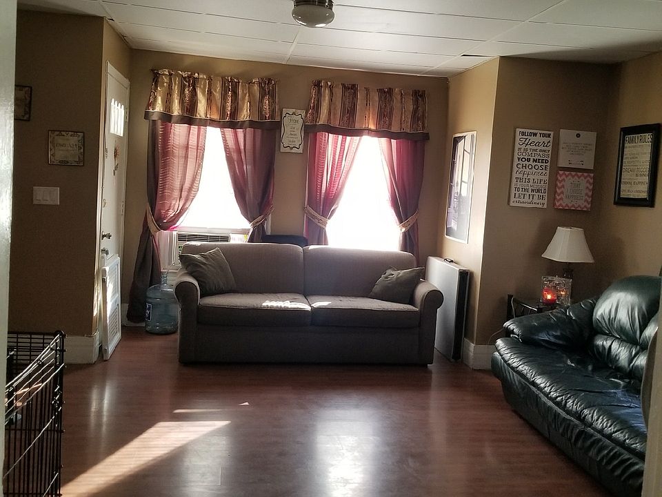 1st image of 2022 Clove Ave