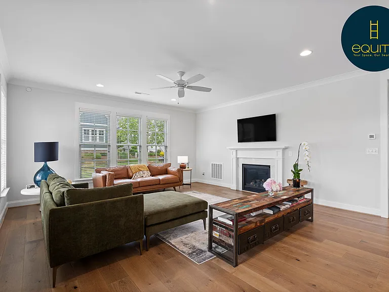 1547 Autumn Park Cir — Photo 9