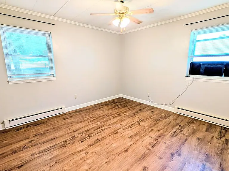 710 Floy Dr — Photo 6