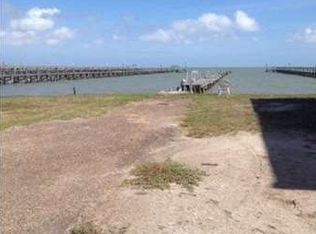 536 N Shore Dr, Port Mansfield, TX 78598