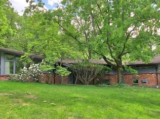 28326 Belcourt Rd, Pepper Pike, OH 44124