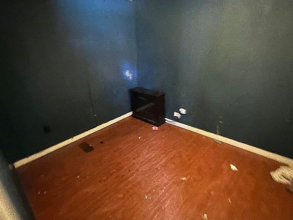 2nd image of 3209 McKinley Ave