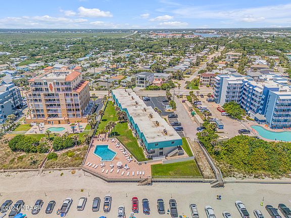 3rd image of 701 S Atlantic Ave #21