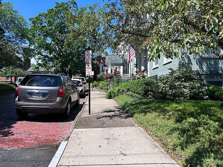 S Main St — Photo 11