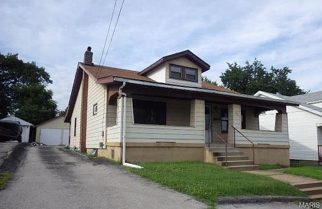 1st image of 125 W Holden Ave