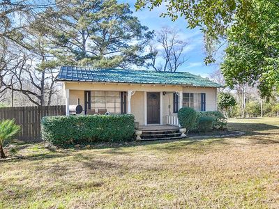 880 Acr 421, Palestine, TX, 75803