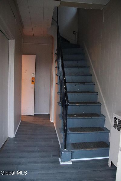 2nd image of 860 Washington Avenue