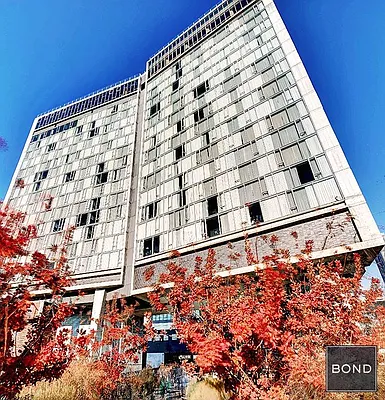 Rented by Bond New York | media 40