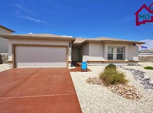 1717 Winton Dr, Las Cruces, NM 88007