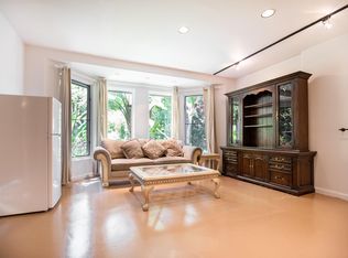 21811 San Miguel St, Woodland Hills, CA 91364
