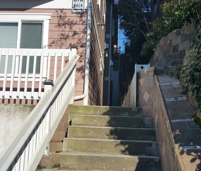 610 Melrose Ave E #A — Photo 22