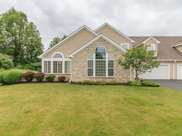 5246 Bridwell Ln #10, Westerville, OH 43081